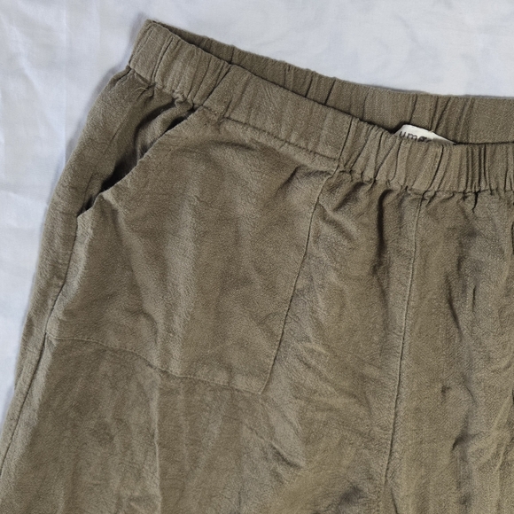 Umgee Linen Blend Ruffle Hem Pants Size Small Pockets Olive Green - Picture 9 of 14